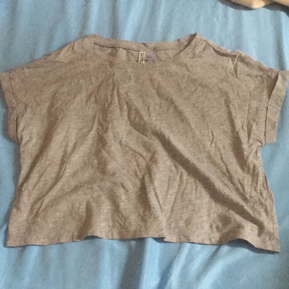 H&M cropped tee